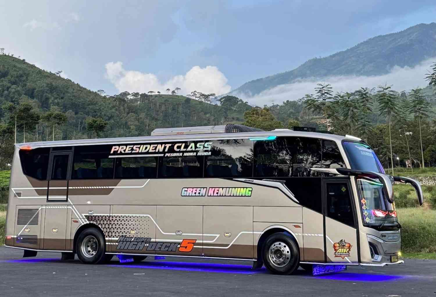 Sewa Transportasi Green Kemuning